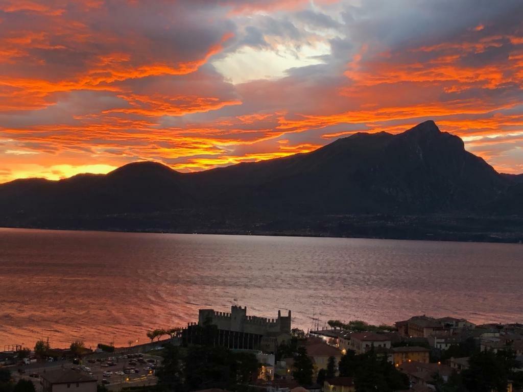 Villa Giada Torri Del Benaco Exteriör bild